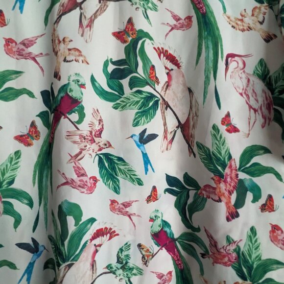 Ann Taylor Multi-Color All Over Tropical Bird Print Short Sleeve Top - Picture 3 of 8